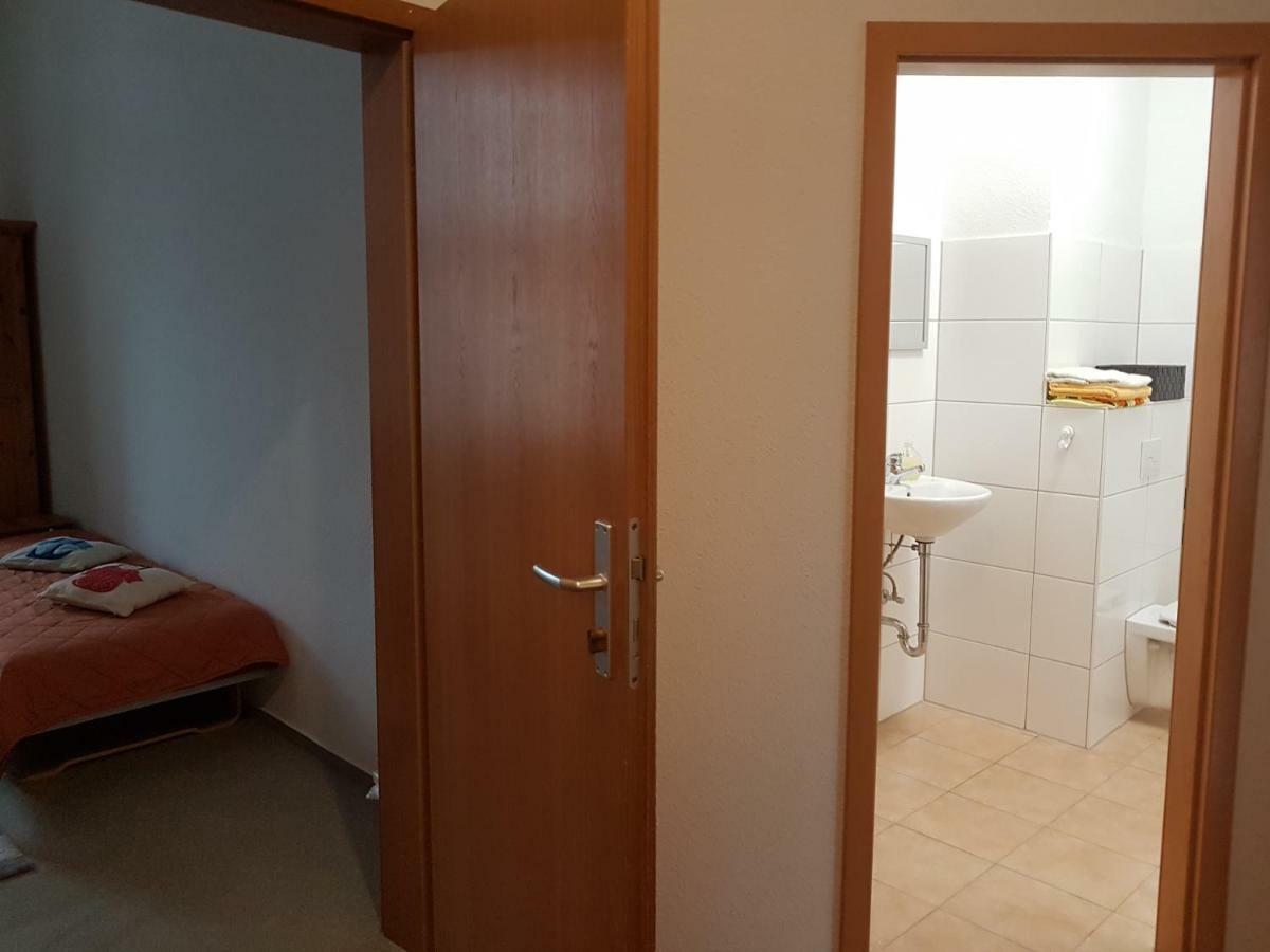 Unterkunft Einfach Und Zentral Erfurt Exteriör bild